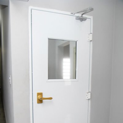 Porta Simples Resistente ao Fogo P90